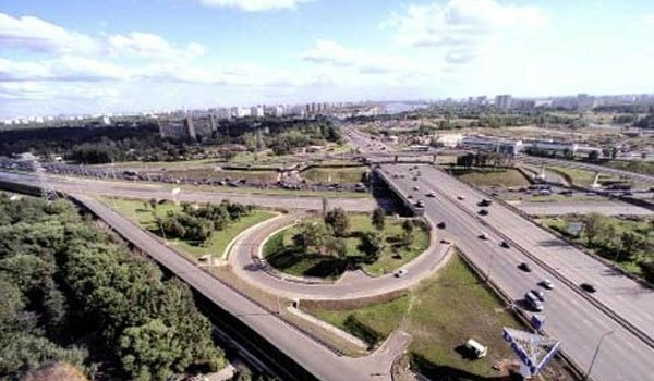 Реконструкцию участка Каширского шоссе от МКАД до Варшавского шоссе планируют завершить к концу I квартала 2013 года