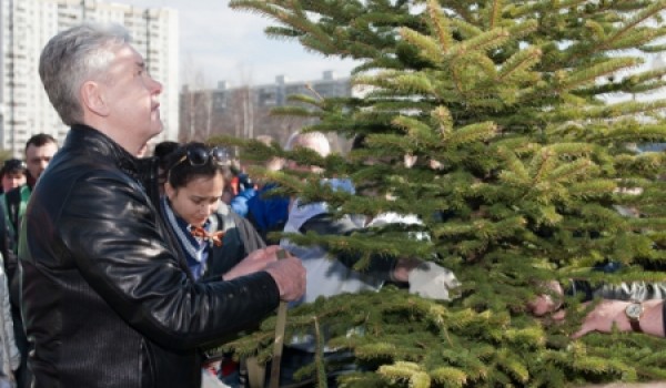 Более 1,3 млн. человек приняли участие в субботнике в Москве