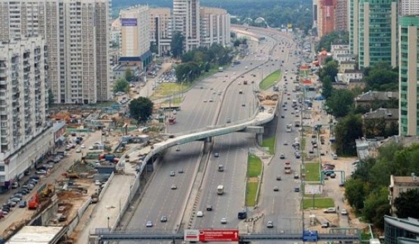 Собянин поручил досрочно завершить ремонт Краснопресненского проспекта