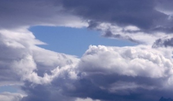 Власти столицы приняли решение о разгоне облаков в День города