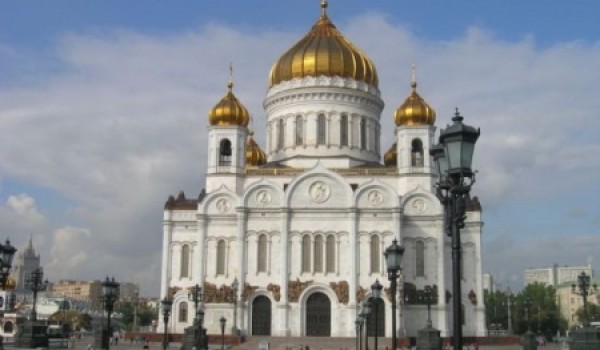 В Храме Христа Спасителя состоялась церемония вручения книг слабовидящим детям