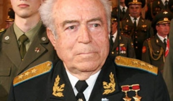 16 декабря на Мосфильмовской улице будет открыта мемориальная доска дважды Герою Советского Союза Виталию Ивановичу Попкову