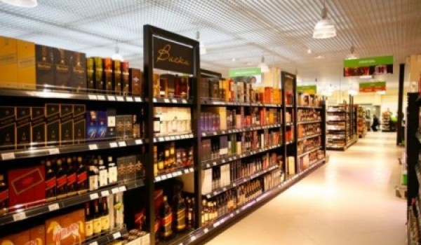 Столичные власти планируют ограничить продажу алкоголя в магазинах, жилых домов