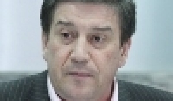 "Задача, стоящая перед социальными работниками - в полной мере охватить социальными услугами ветеранов Великой Отечественной войны..."