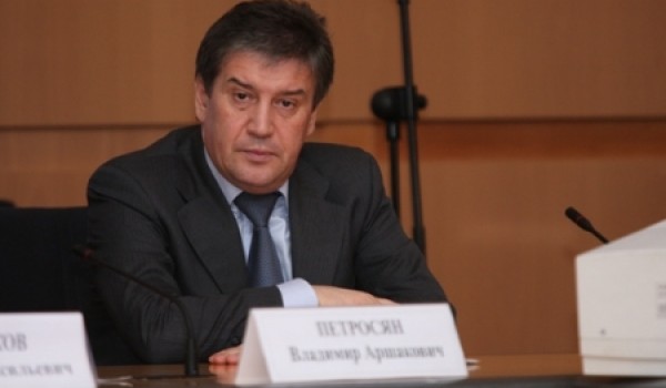 6 июня состоялась пресс-конференция Владимира Петросяна