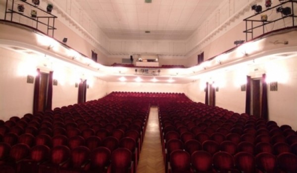 Большая сцена Театра имени М.Н.Ермоловой откроется после реконструкции к началу нового театрального сезона