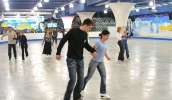 Московские власти планируют создать 123 катка с искусственным покрытием до 1 ноября
