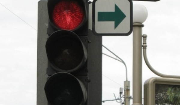 Технические службы ГКУ «ЦОДД» устранили неполадки на 581 светофорном объекте