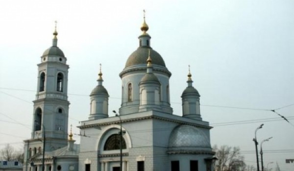 Московские власти намерены включить магазины религиозных организаций в схему размещения мелкорозничных объектов