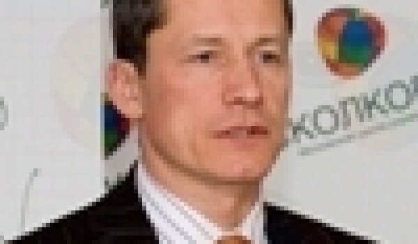 "Идея платной парковки в центре города состоит в том, чтобы стимулировать автомобилистов пересаживаться на общественный транспорт..."