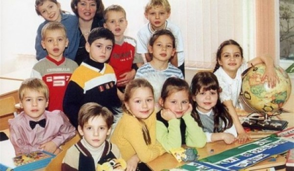 13 января более сотни московских волонтеров поздравили со Старым Новым годом ребят из 12 детских домов