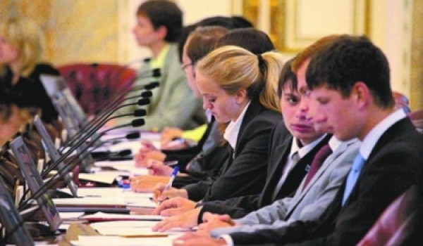 Конкурс на стажировку в Правительство Москвы составил 20 человек на место