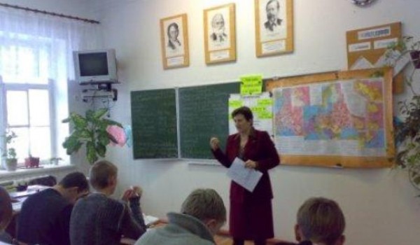 Размеры поощрительных грантов для московских учителей будут увеличены до 100 тыс. рублей