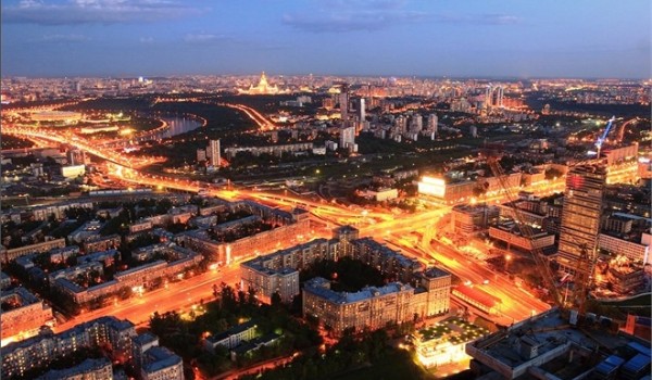 Более 822 млн рублей выделят на подсветку Проспекта мира и Ярославском шоссе