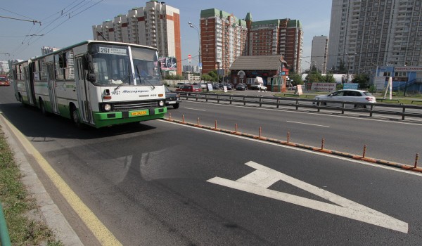 Выделенная полоса для общественного транспорта откроется с 21 сентября на Ленинском проспекте в Москве