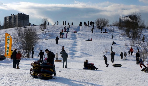 В Москве выявлено около 450 нарушений в области благоустройства мест зимнего отдыха