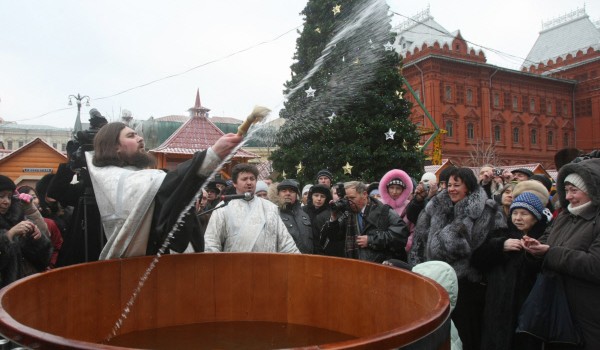 В столице подготовлено 54 водоема для проведения крещенских купаний