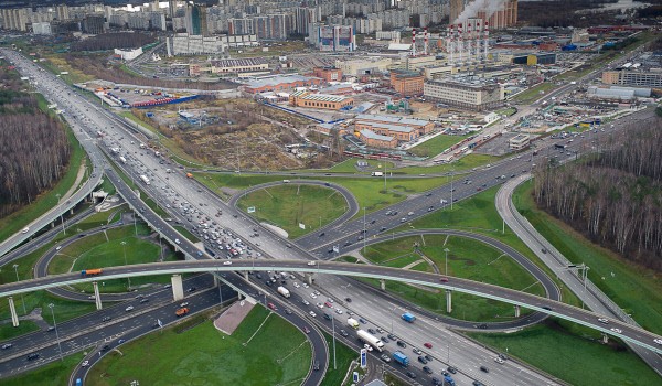 Реконструкция развязки на Ленинском проспекте и МКАД начнется в 2014 году
