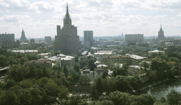 В Москве сохранится сухая и жаркая погода