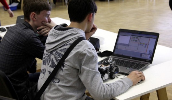 На базе Дарвиновского музея открылся молодежный центр «Бионик Лаб»