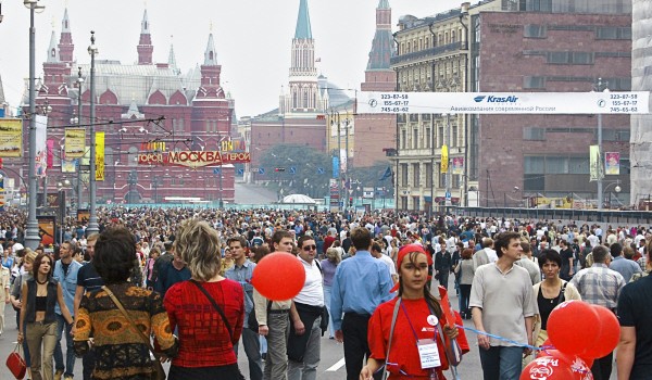 В День Города на бульварах Москвы откроется "Стол длинной в бульвар"