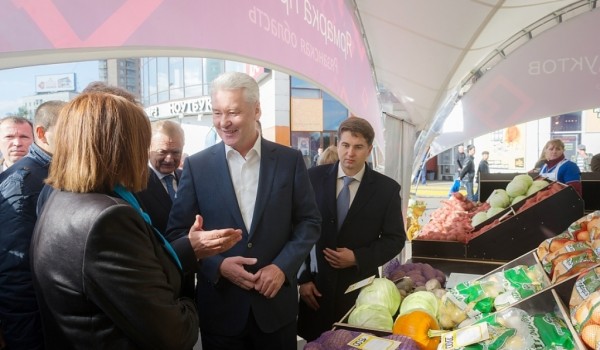 Мэр Москвы продлил проведение региональных ярмарок до октября