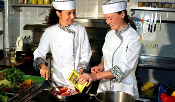 В ноябре в столице пройдет конкурс "Лучший школьный повар"