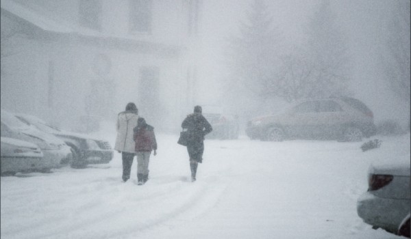 В Москве ожидаются снег, метель, гололедица и снежный накат