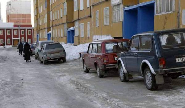 В Москве будут эвакуировать автомобили, незаконно припаркованные на местах для инвалидов