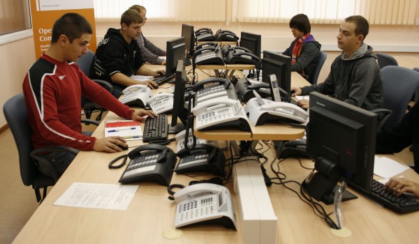 В 2014 году мероприятия проекта "Профессиональная среда " посетили более 4 тысяч московских школьников
