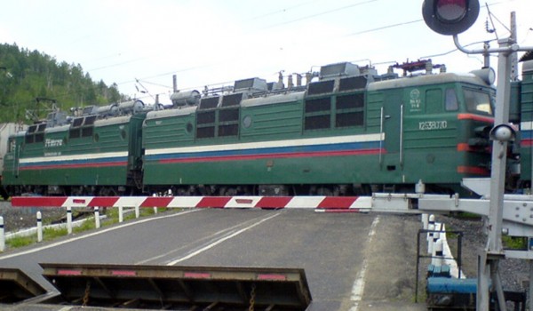В районе станций Щербинка и Крекшино построят железнодорожные переезды