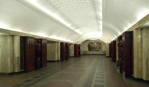 Студенты помогут сотрудникам метро ориентировать пассажиров  во время закрытия станции «Бауманская»