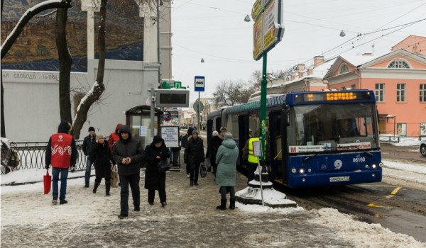 Бесплатные автобусы между станциями метро «Курская» и «Бауманская» перевезли 9 февраля около 60 тысяч человек