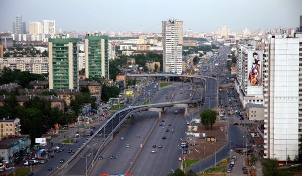 Движение транспорта по участкам Карамышевской набережной будет ограничено с марта по июнь