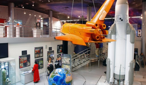 В Московском Планетарии откроется выставка «Рукопожатие в Космосе»    