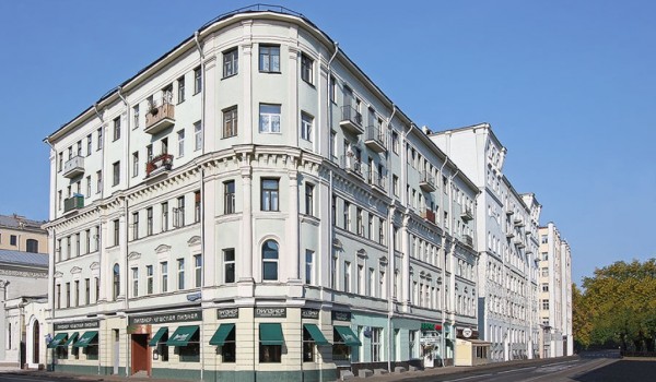 Собянин предложил уменьшить имущественный налог для владельцев зданий в четыре раза