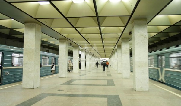 С 16 мая южный вестибюль станции метро  «Ботанический сад» закроют на 10 месяцев
