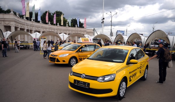 Более 70% зарегистрированных московских такси было выпущено в период с 2010 по 2014 год