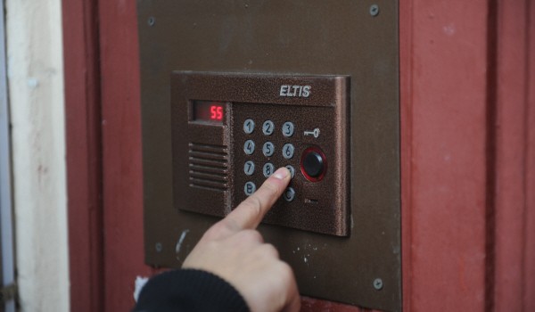 В столичных подъездах могут появиться интерактивные мониторы