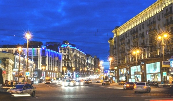 На 81 здании Москвы в рамках программы «Моя улица» будет установлена новая подсветка
