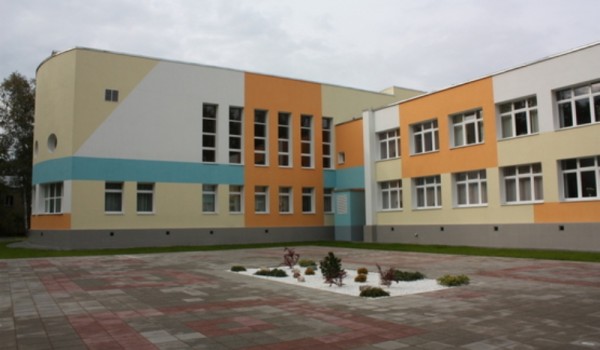 В микрорайоне «Бунинский» поселения Сосенское в День знаний открылась новая школа