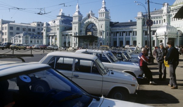 Работы по благоустройству парковки на площади Тверской заставы завершатся к концу года