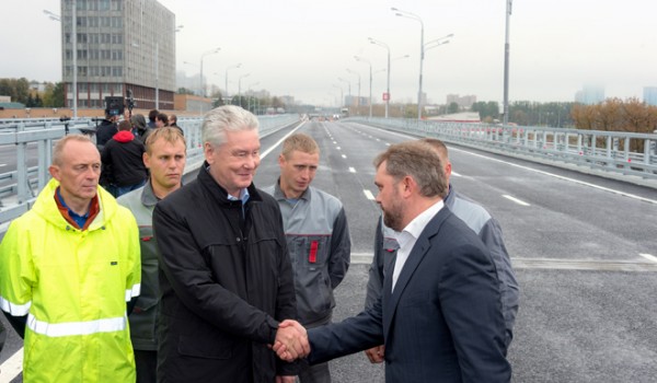 Собянин открыл движение по эстакаде на Волоколамском шоссе