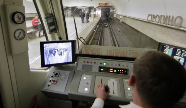 На Кольцевой линии метро в следующем году проведут тестирование поездов с системой автоведения