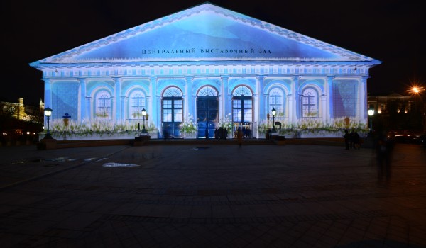 Здание Манежа украсят световыми инсталляциями из цветов и весенних картин в честь Масленицы