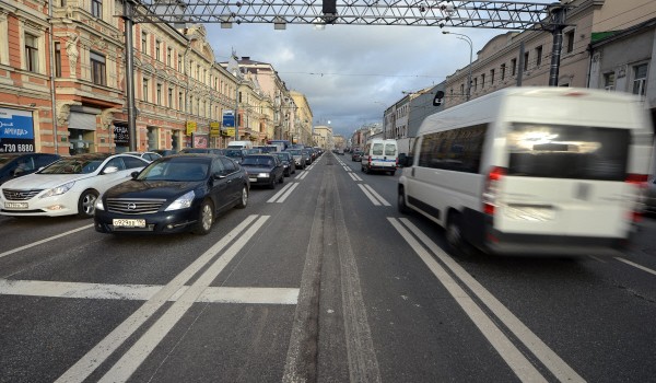 Около 1,3 млрд рублей потратят в этом году на нанесение дорожной разметки в Москве