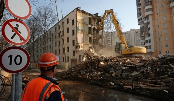 В Москве осталось снести 120 пятиэтажек