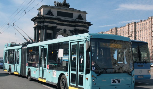 До 17 апреля продлен срок приема работ на фотоконкурс «Московский транспорт»