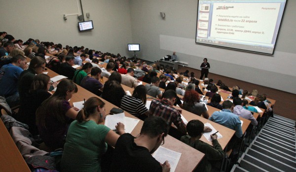 В Москве рассмотрят возможность проведения «Тотального диктанта» по математике