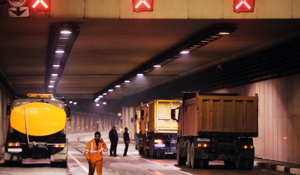 Камеры Лефортовского тоннеля начнут фиксировать нарушения правил перестроения и невключенные фары в мае